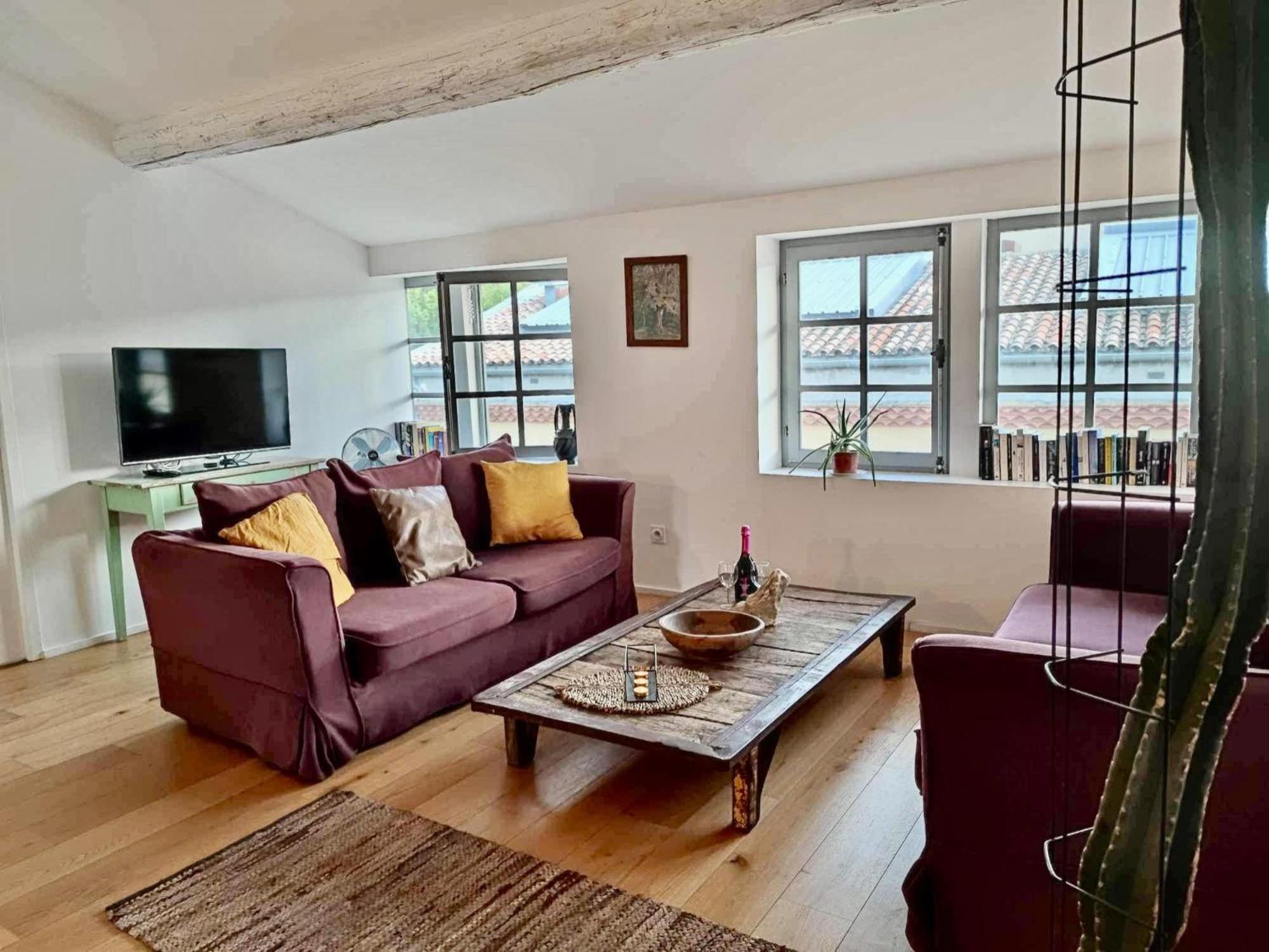 Loft Chic Verdun / Conciergeriedamecarcas การ์กาซอน ภายนอก รูปภาพ