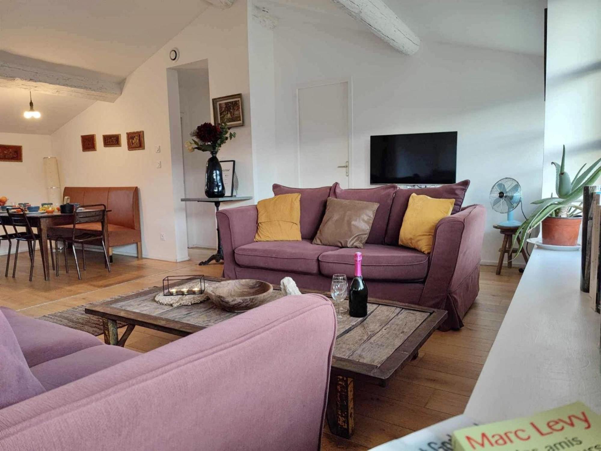 Loft Chic Verdun / Conciergeriedamecarcas การ์กาซอน ภายนอก รูปภาพ
