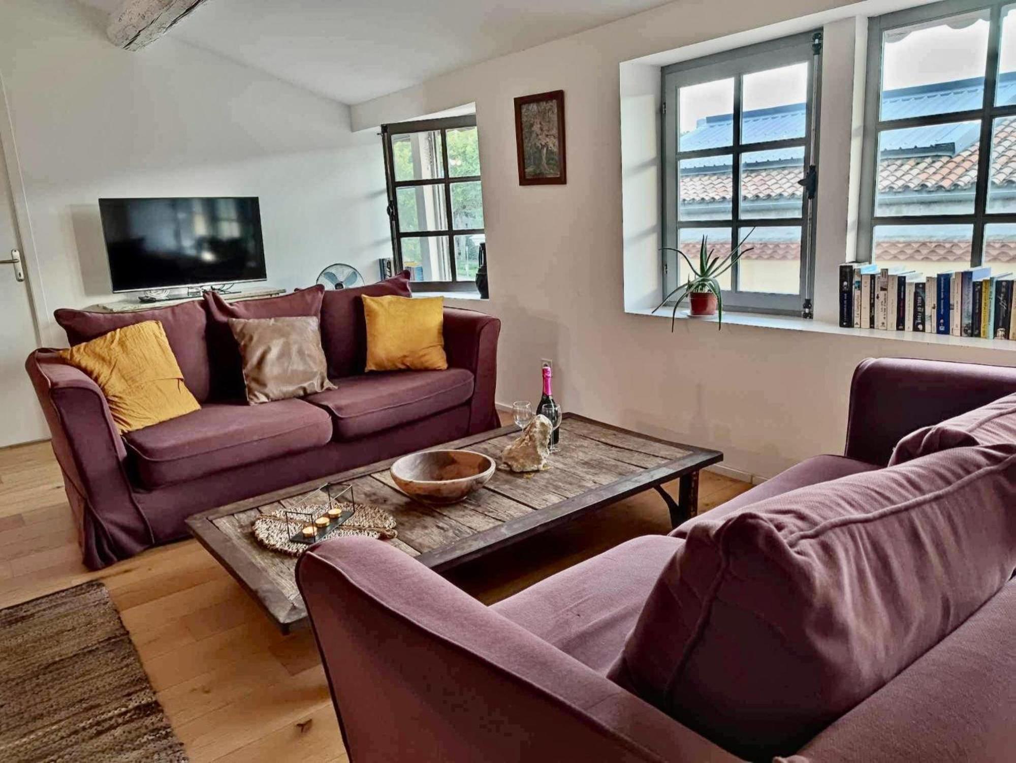 Loft Chic Verdun / Conciergeriedamecarcas การ์กาซอน ภายนอก รูปภาพ